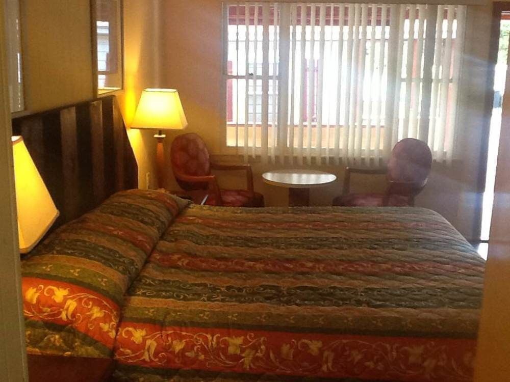 King Hendrick Motel And Suites Lake George Eksteriør bilde